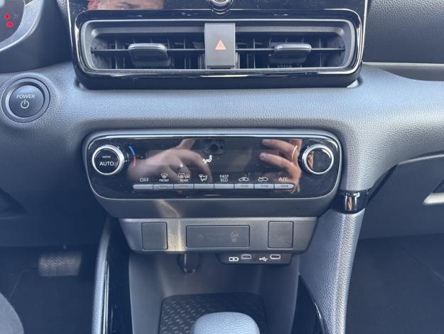 TOYOTA Yaris Hybride 116h Design  