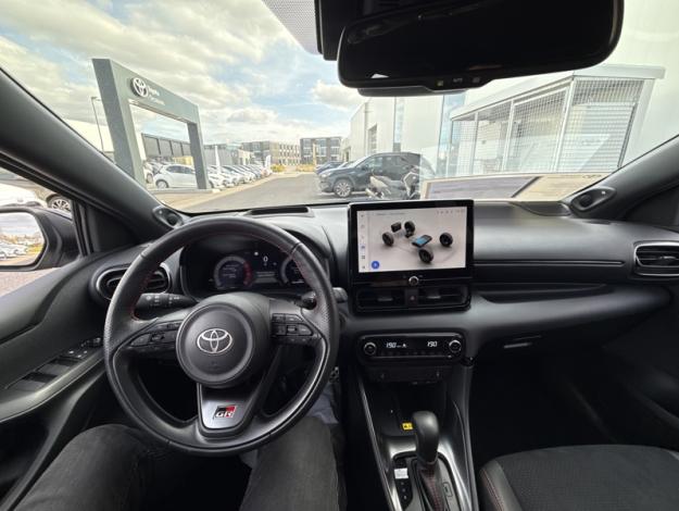 TOYOTA Yaris Hybride 130h GR SPORT  