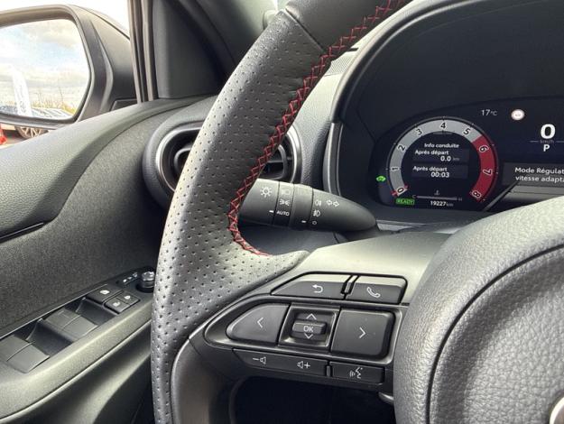 TOYOTA Yaris Hybride 130h GR SPORT  