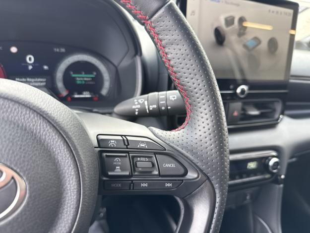 TOYOTA Yaris Hybride 130h GR SPORT  
