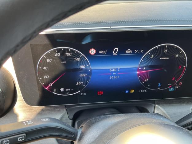 MERCEDES-BENZ Třídy V V 300 d 4MATIC AVG Panoram Airmatic (12/12)