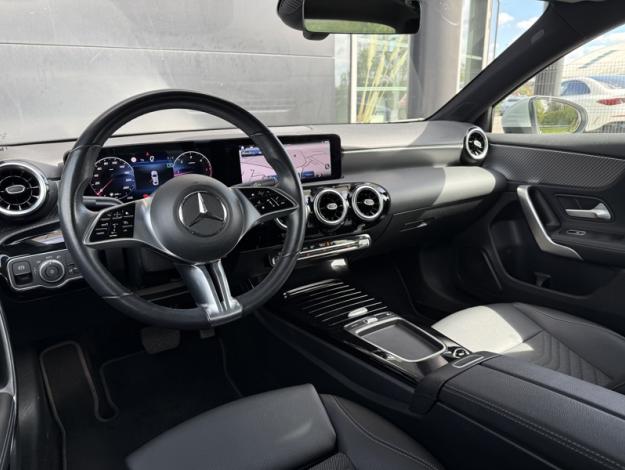 MERCEDES-BENZ Classe A 180 d Berline Business Line  