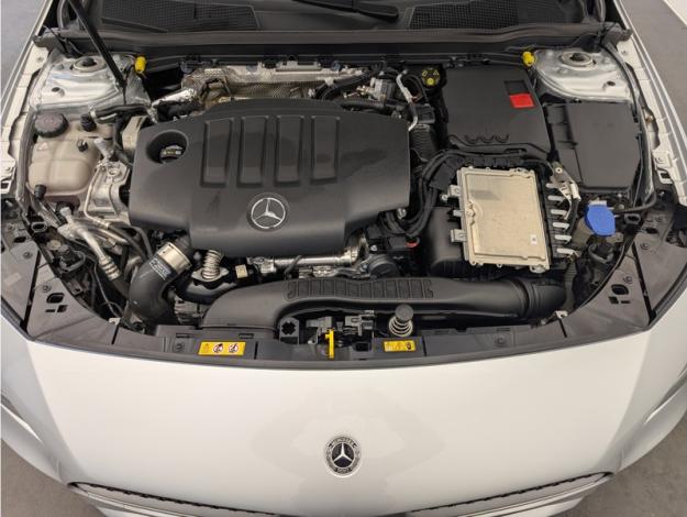 MERCEDES-BENZ Classe A 180 d Berline Business Line  