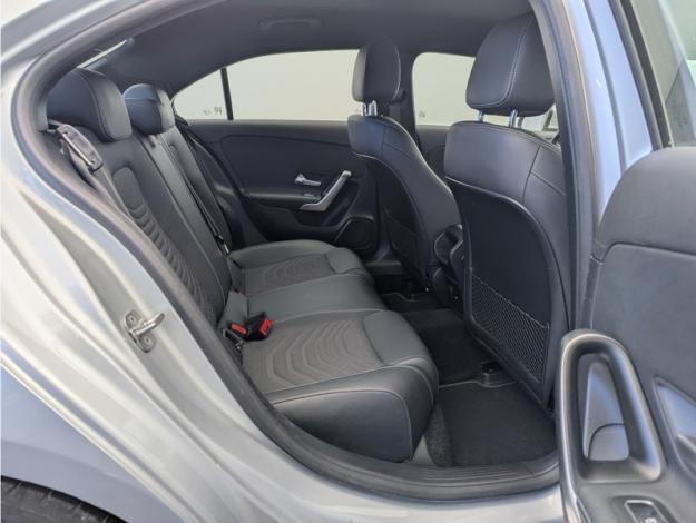 MERCEDES-BENZ Classe A 180 d Berline Business Line  