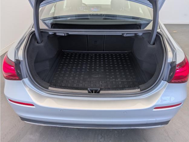 MERCEDES-BENZ Classe A 180 d Berline Business Line  