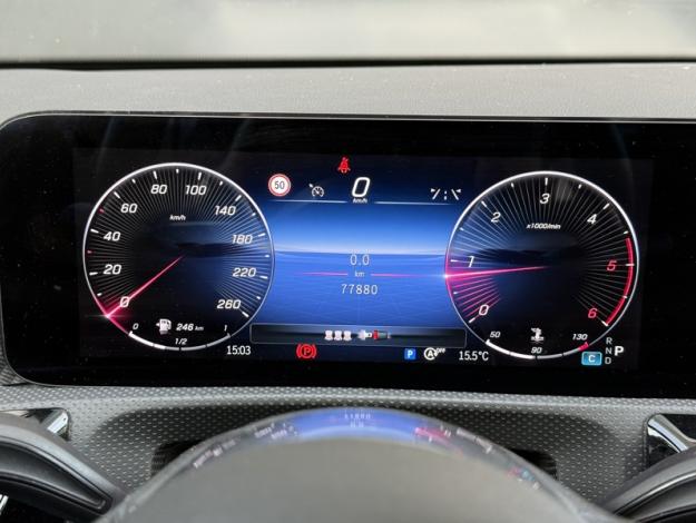 MERCEDES-BENZ Classe A 180 d Berline Business Line  