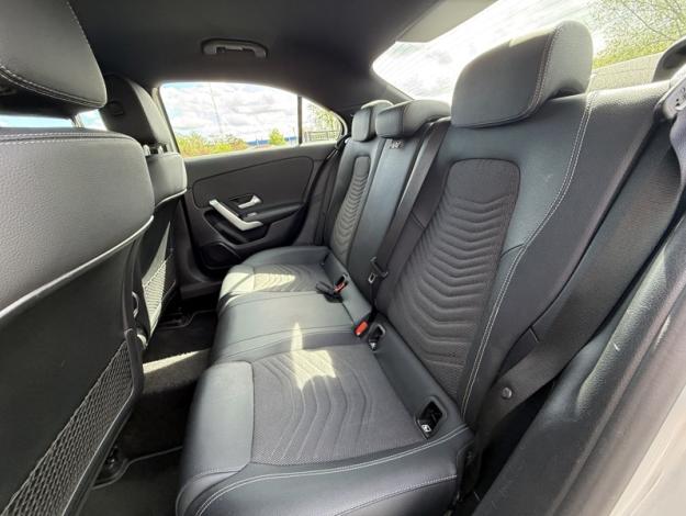 MERCEDES-BENZ Classe A 180 d Berline Business Line  