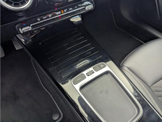 MERCEDES-BENZ Classe A 180 d Berline Business Line  