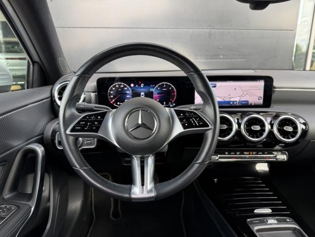 MERCEDES-BENZ Classe A 180 d Berline Business Line  