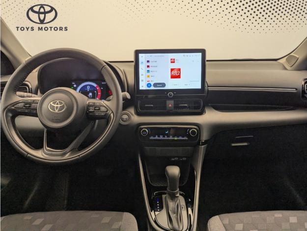 TOYOTA Yaris Hybride 116h Design Pack   