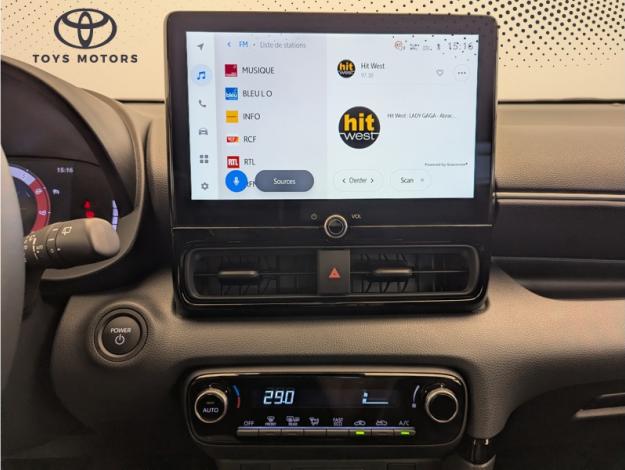 TOYOTA Yaris Hybride 116h Design Pack   