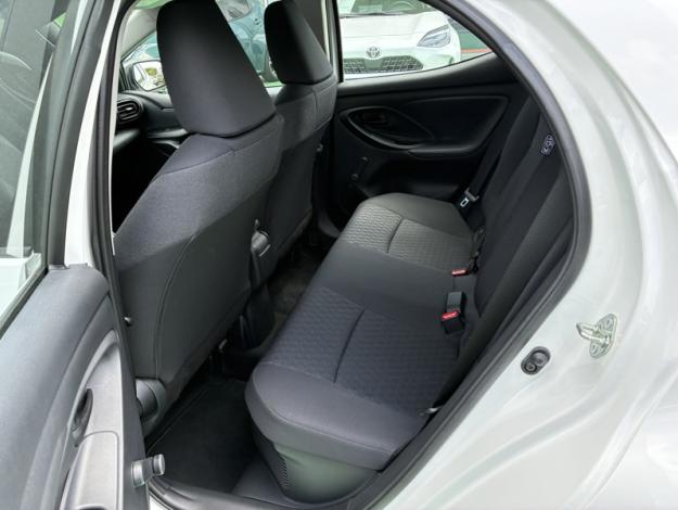 TOYOTA Yaris 1.5 HYBRID 116H DYNAMIC   