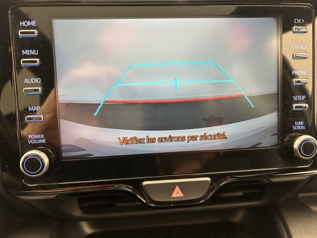 TOYOTA Yaris 116h Collection  Toit pano