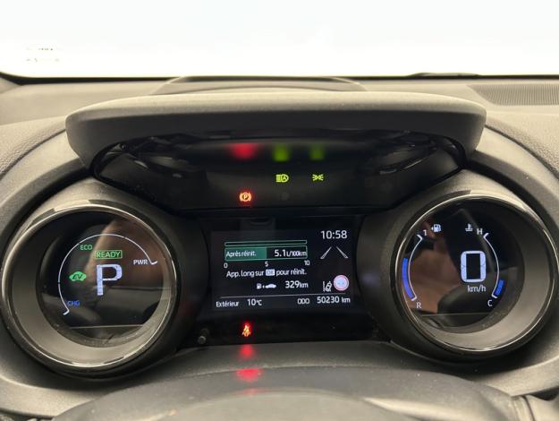 TOYOTA Yaris 116h Collection  Toit pano