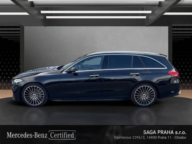 MERCEDES-BENZ Třídy C C 220d 4MATIC (2/18)