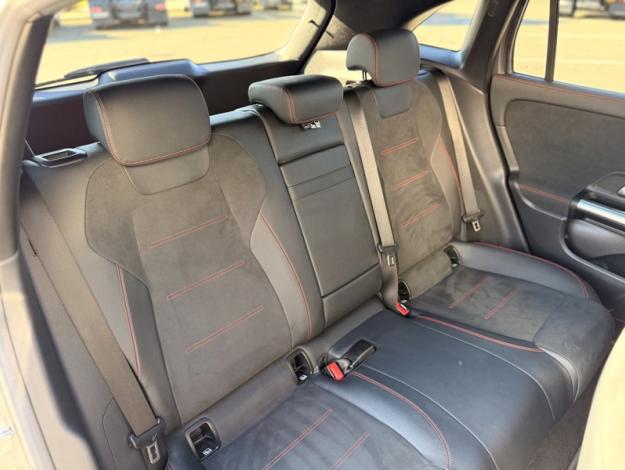 MERCEDES-BENZ EQA 250+ AMG Line  