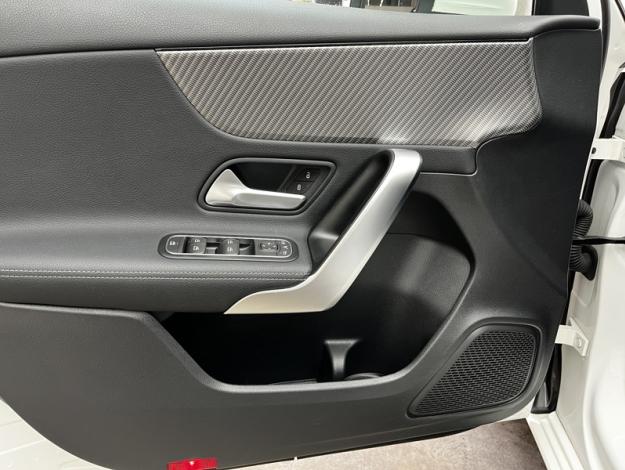 MERCEDES-BENZ Classe A 180 Progressive Line  