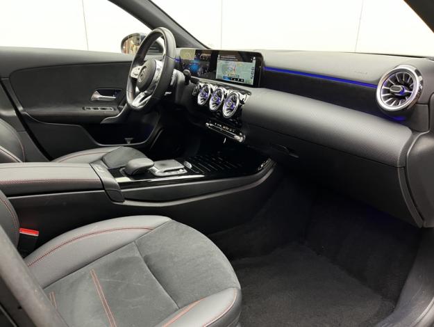 MERCEDES-BENZ Classe A 200 d AMG Line  