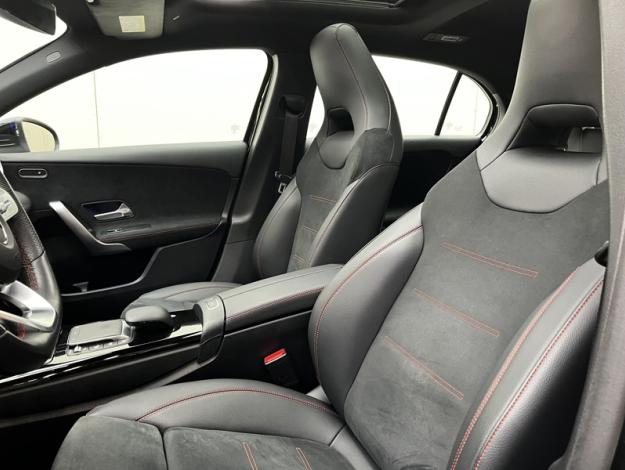 MERCEDES-BENZ Classe A 200 d AMG Line  