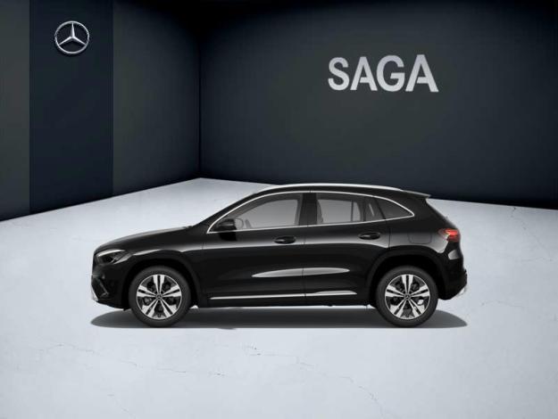 MERCEDES-BENZ GLA 180 Cyber Edition  