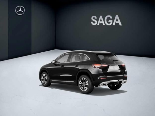 MERCEDES-BENZ GLA 180 Cyber Edition  