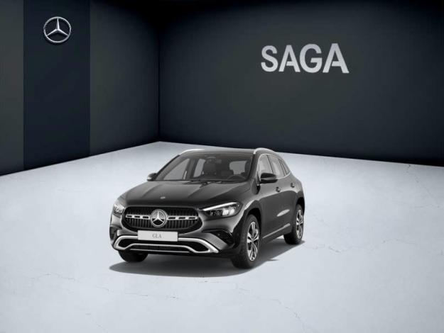 MERCEDES-BENZ GLA 180 Cyber Edition  