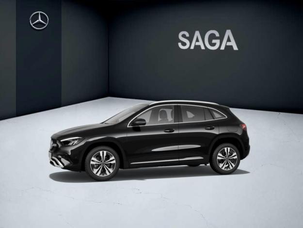 MERCEDES-BENZ GLA 180 Cyber Edition  