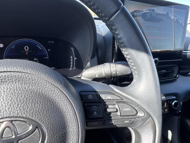 TOYOTA Yaris Hybride 116h Design  