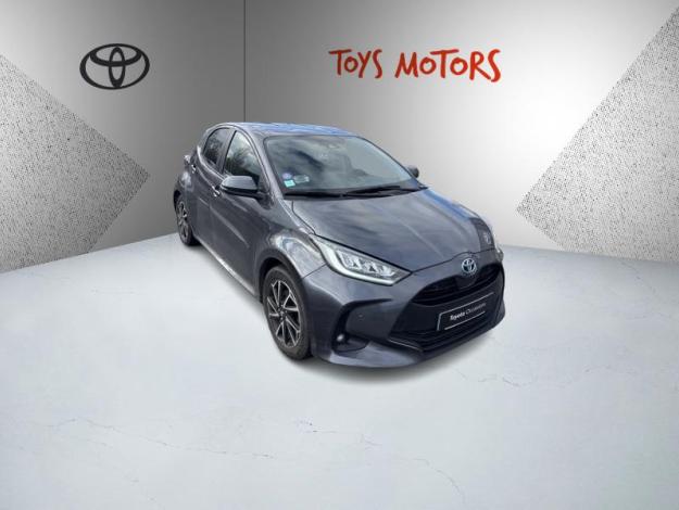 TOYOTA Yaris 116h Design  