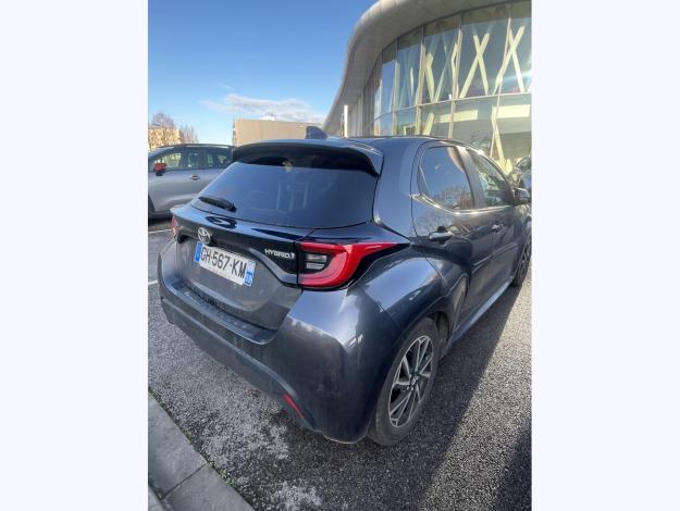 TOYOTA Yaris 116h Design  