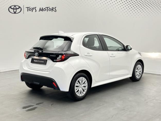 TOYOTA Yaris 116h Dynamic  