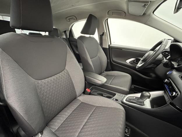 TOYOTA Yaris 116h Dynamic  