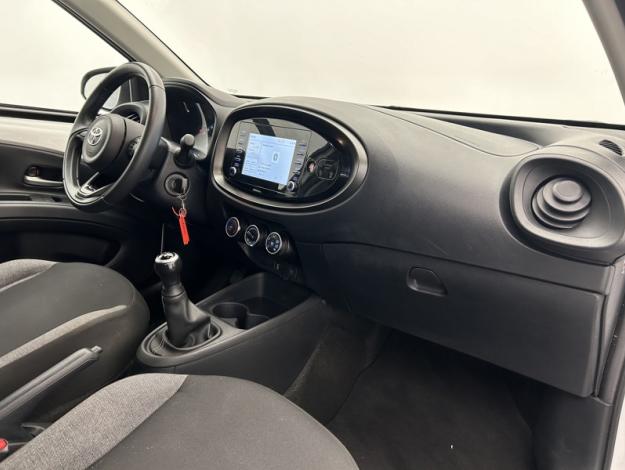 TOYOTA Aygo X 1.0 VVT-i 72 Dynamic  