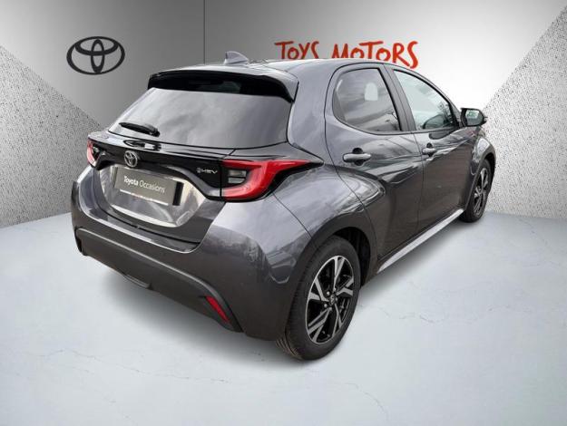 TOYOTA Yaris 116h Design  