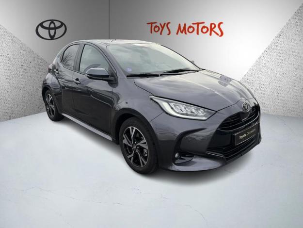 TOYOTA Yaris 116h Design  
