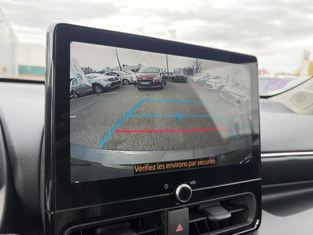 TOYOTA Yaris 116h Design  