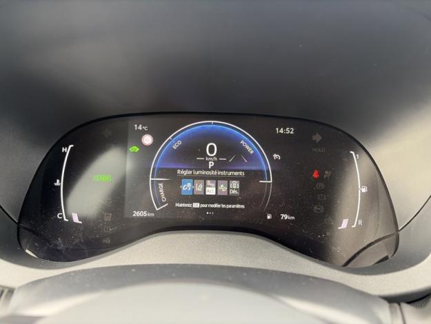 TOYOTA Yaris 116h Design  