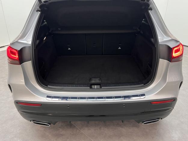 MERCEDES-BENZ GLA 200 d AMG Line  