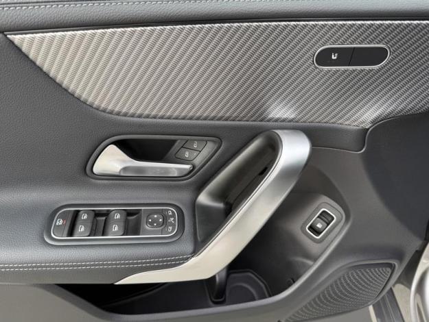 MERCEDES-BENZ CLA 250 e Coupé Luxury Line  