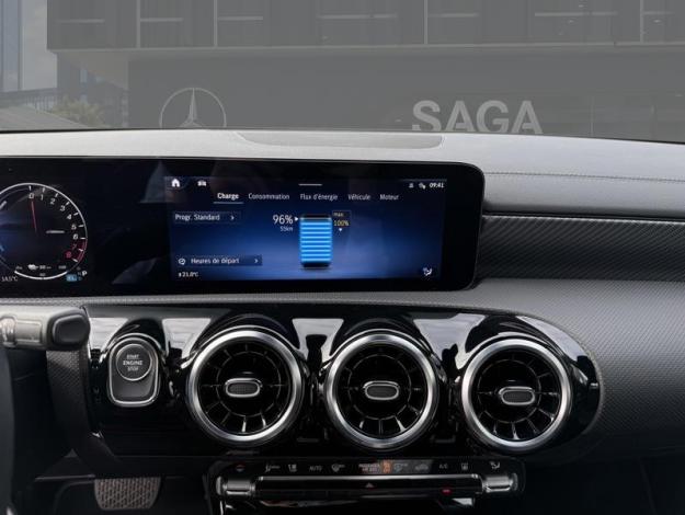 MERCEDES-BENZ CLA 250 e Coupé Luxury Line  