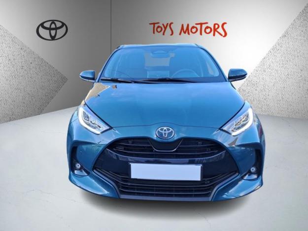 TOYOTA Yaris Hybrid Design  