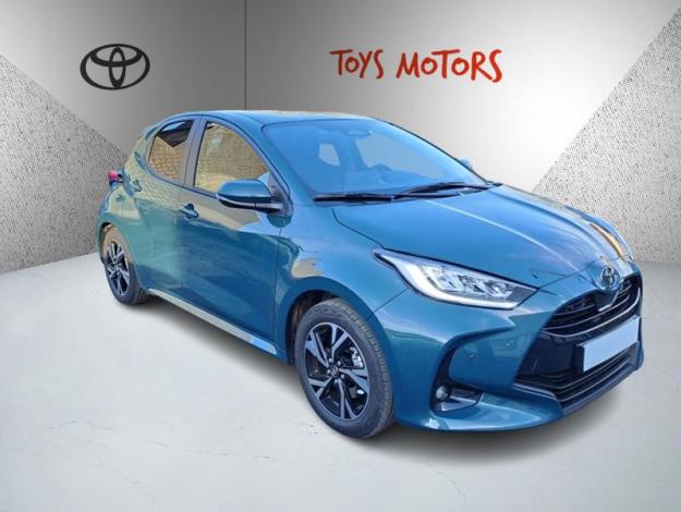 TOYOTA Yaris Hybrid Design  