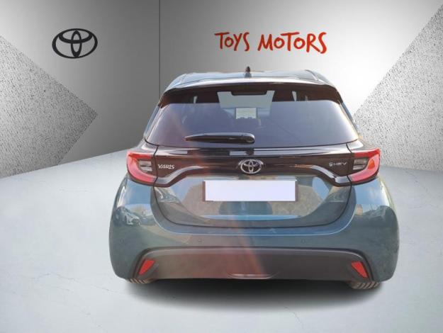 TOYOTA Yaris Hybrid Design  