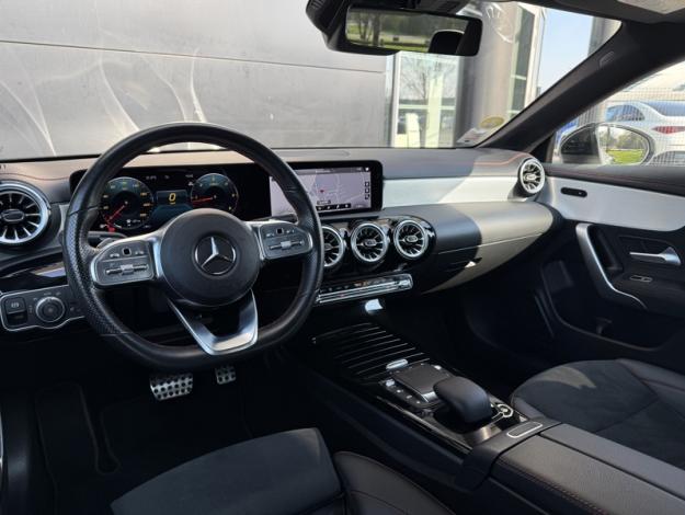 MERCEDES-BENZ CLA Coupé CLA 200 d Coupé AMG Line  