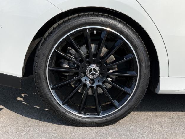 MERCEDES-BENZ CLA Coupé CLA 200 d Coupé AMG Line  