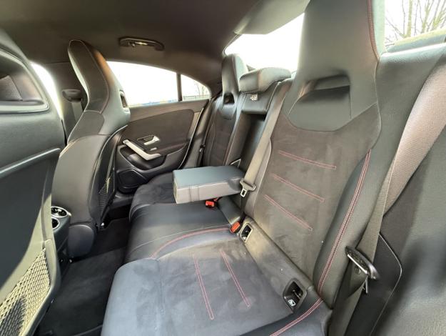 MERCEDES-BENZ CLA Coupé CLA 200 d Coupé AMG Line  