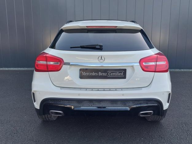 MERCEDES-BENZ GLA 220 d Fascination  