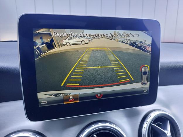 MERCEDES-BENZ GLA 220 d Fascination  