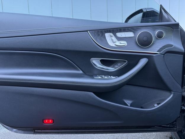 MERCEDES-BENZ Classe E Coupé Classe E 220 d AMG Line Coupé  