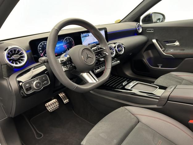 MERCEDES-BENZ Classe A 200 d AMG Line  